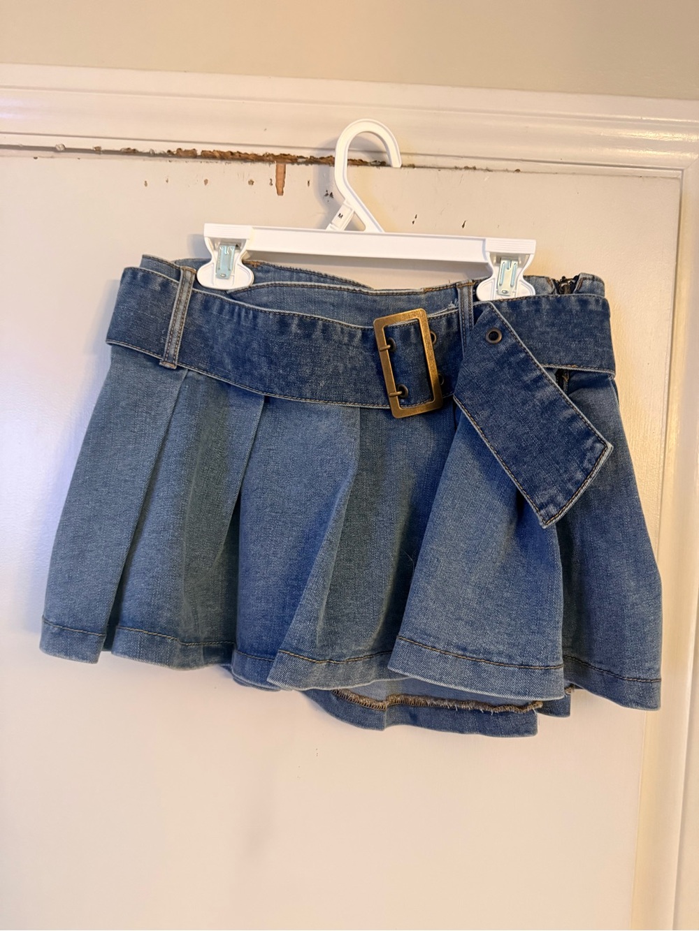 Discovery Blue Denim Pleated Mini Skirt with Buckle Belt